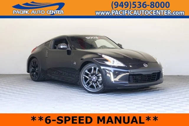 2016 Nissan 370Z  RWD photo