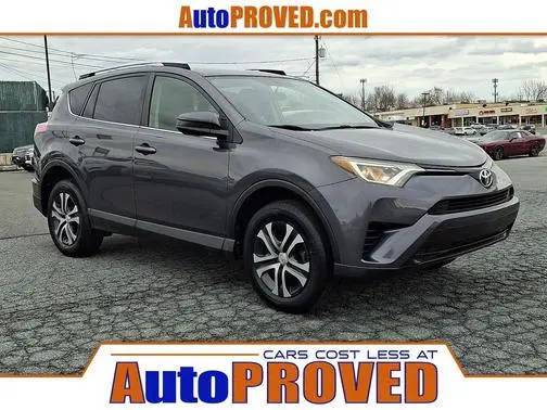2016 Toyota RAV4 LE AWD photo