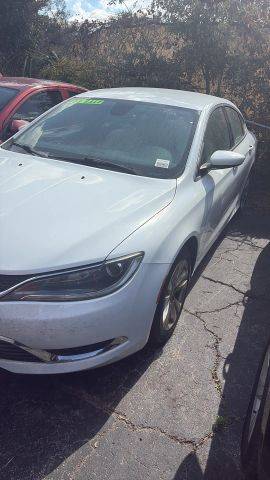2015 Chrysler 200 Limited FWD photo