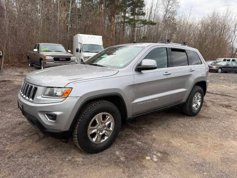 2016 Jeep Grand Cherokee Laredo 4WD photo