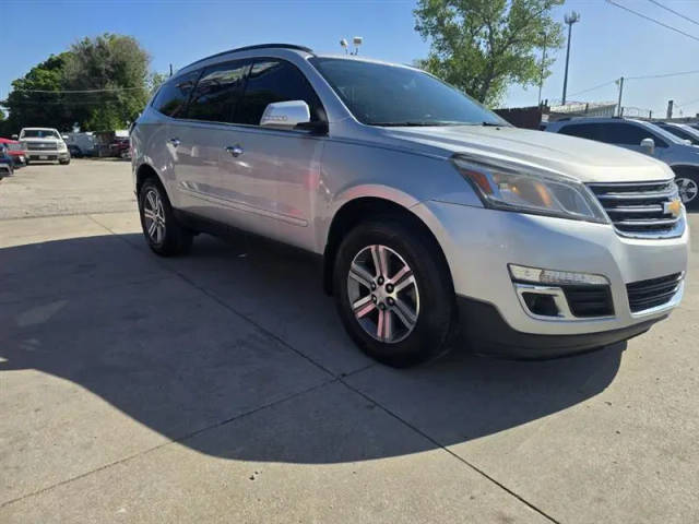 2016 Chevrolet Traverse LT FWD photo