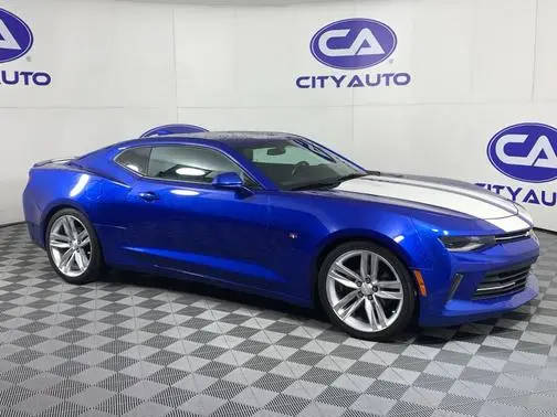 2016 Chevrolet Camaro 2LT RWD photo