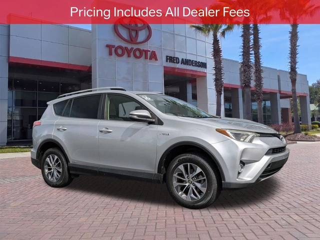 2016 Toyota RAV4 XLE AWD photo