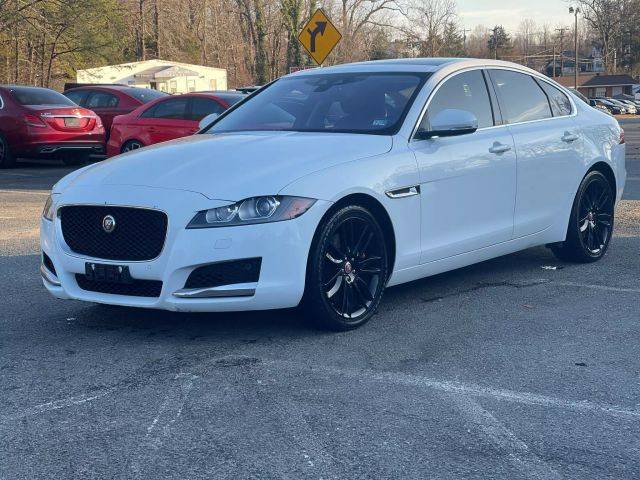 2016 Jaguar XF 35t Prestige AWD photo