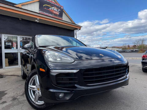 2016 Porsche Cayenne S AWD photo