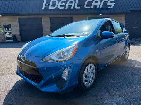 2016 Toyota Prius c Two FWD photo