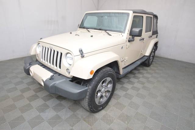 2016 Jeep Wrangler Unlimited Sahara 4WD photo