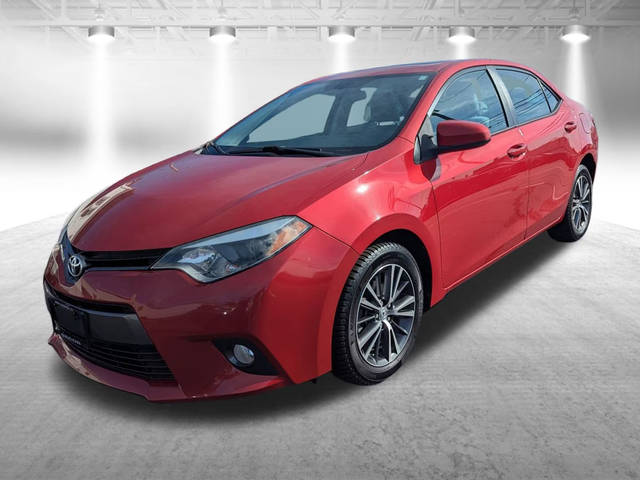 2016 Toyota Corolla LE Plus FWD photo