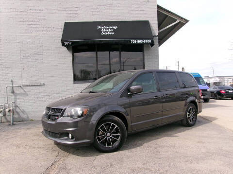 2016 Dodge Grand Caravan SXT FWD photo