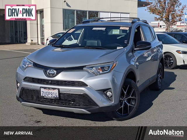 2016 Toyota RAV4 SE FWD photo