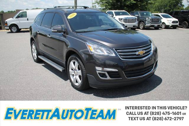 2016 Chevrolet Traverse LT FWD photo