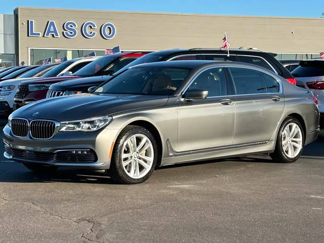 2016 BMW 7 Series 750i xDrive AWD photo