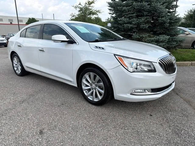 2016 Buick LaCrosse Leather FWD photo