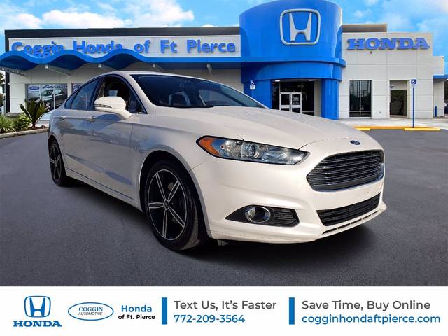 2016 Ford Fusion SE FWD photo