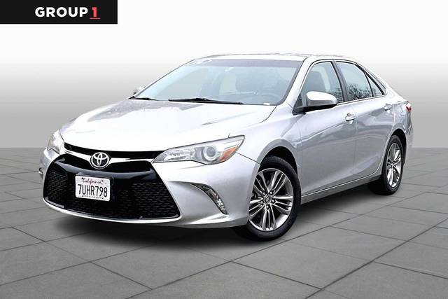 2016 Toyota Camry SE FWD photo