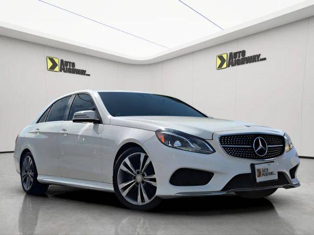 2016 Mercedes-Benz E-Class E 350 Sport RWD photo