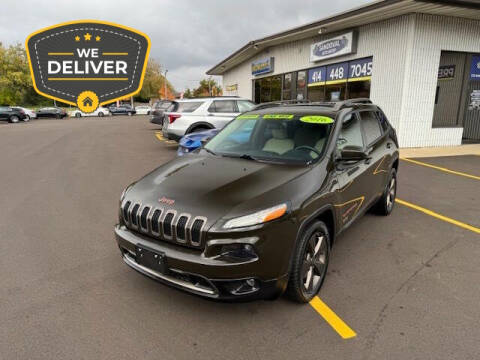 2016 Jeep Cherokee Latitude FWD photo