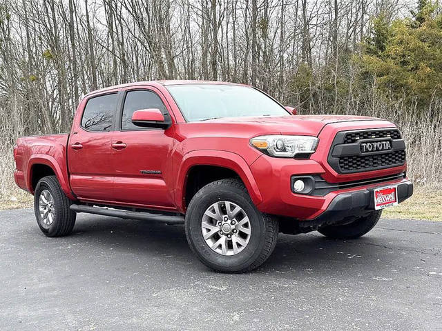 2016 Toyota Tacoma SR5 RWD photo