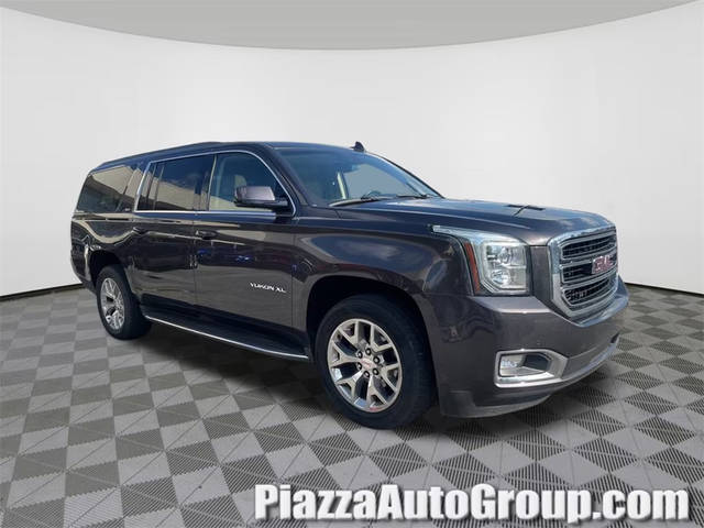 2016 GMC Yukon XL SLT 4WD photo