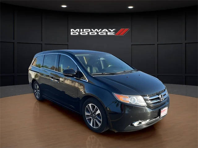 2016 Honda Odyssey Touring Elite FWD photo