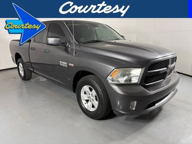 2016 Ram 1500 Express RWD photo