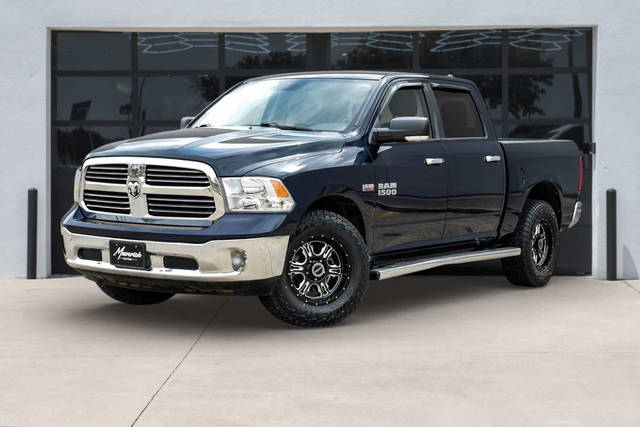 2016 Ram 1500 Lone Star 4WD photo
