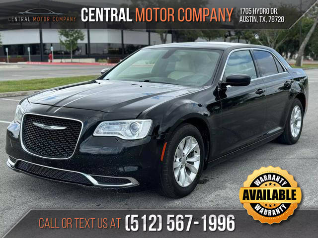 2016 Chrysler 300 Limited RWD photo