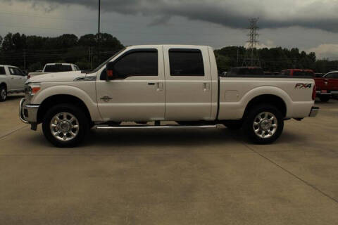 2016 Ford F-250 Super Duty Lariat 4WD photo
