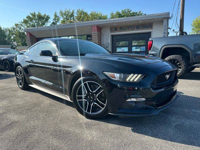 2016 Ford Mustang GT Premium RWD photo
