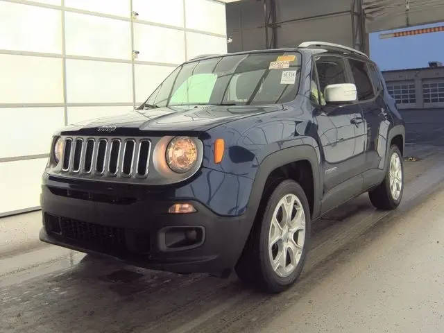 2016 Jeep Renegade Limited 4WD photo