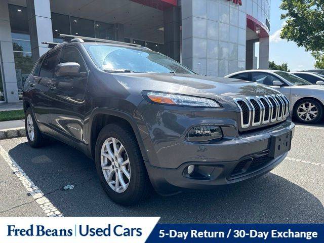 2016 Jeep Cherokee Latitude 4WD photo