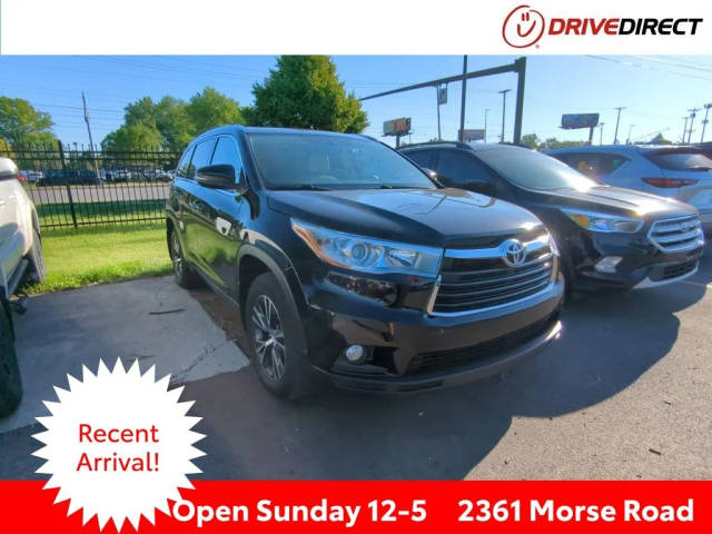 2016 Toyota Highlander XLE AWD photo