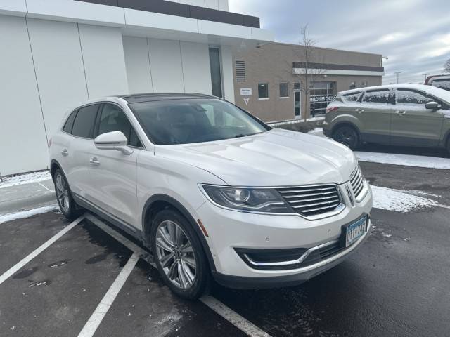 2016 Lincoln MKX Reserve AWD photo