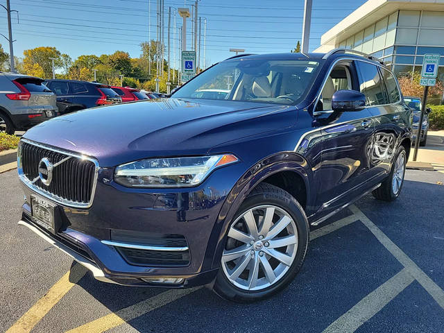 2016 Volvo XC90 T6 Momentum AWD photo