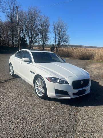 2016 Jaguar XF 35t Prestige AWD photo