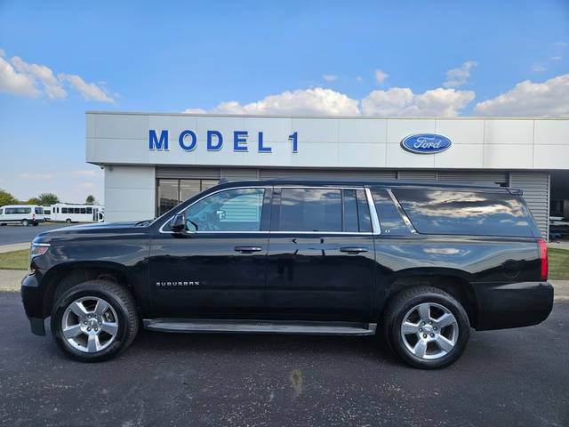 2015 Chevrolet Suburban LT 4WD photo