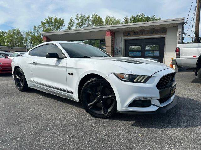2016 Ford Mustang GT Premium RWD photo