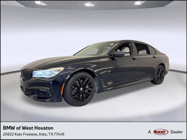 2016 BMW 7 Series 750i RWD photo
