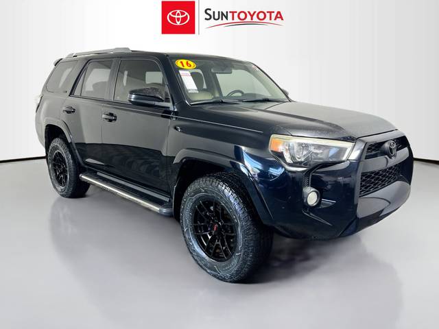 2016 Toyota 4Runner SR5 4WD photo