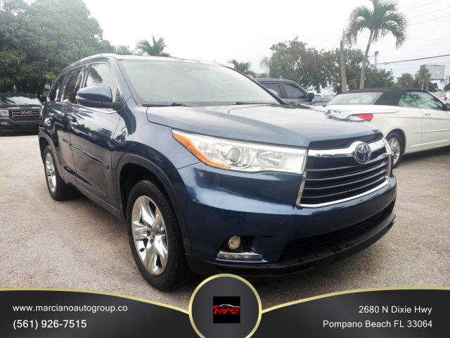 2016 Toyota Highlander Limited Platinum FWD photo