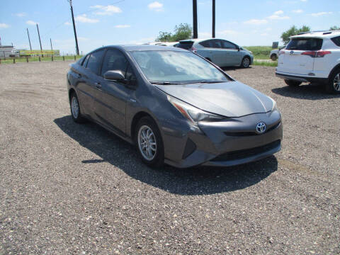 2016 Toyota Prius Three FWD photo