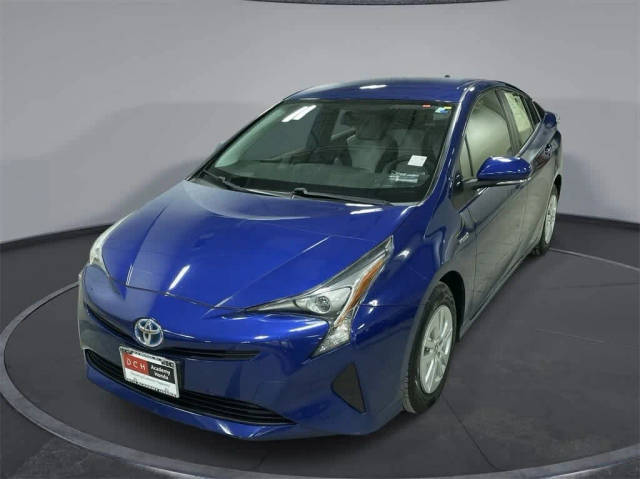 2016 Toyota Prius Two FWD photo