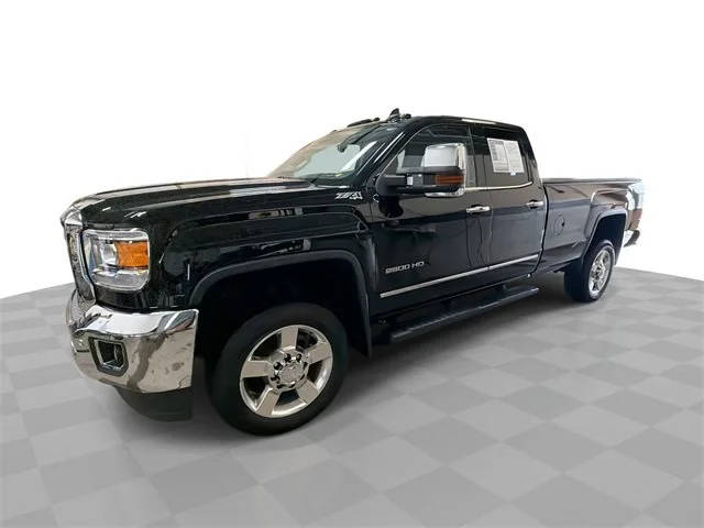 2016 GMC Sierra 2500HD SLT 4WD photo