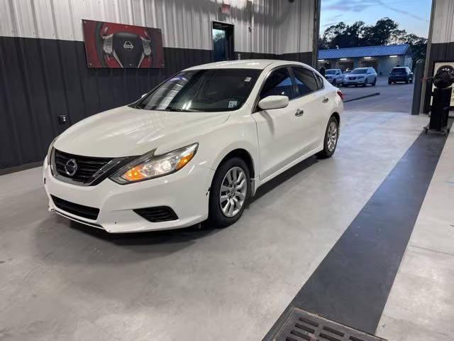 2016 Nissan Altima 2.5 S FWD photo