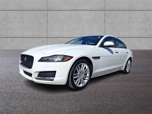 2016 Jaguar XF 35t Prestige AWD photo