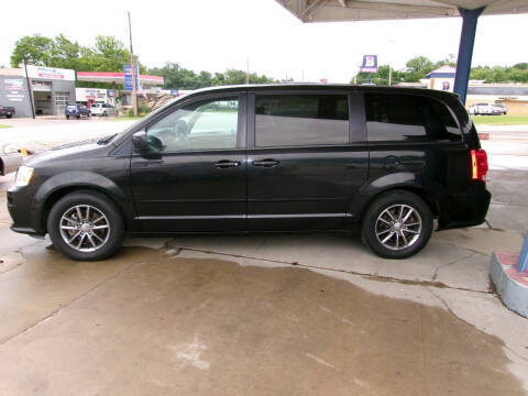 2016 Dodge Grand Caravan SE Plus FWD photo