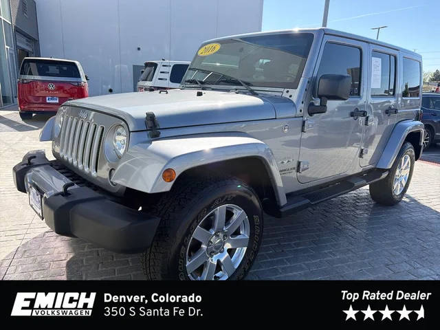 2016 Jeep Wrangler Unlimited Sahara 4WD photo