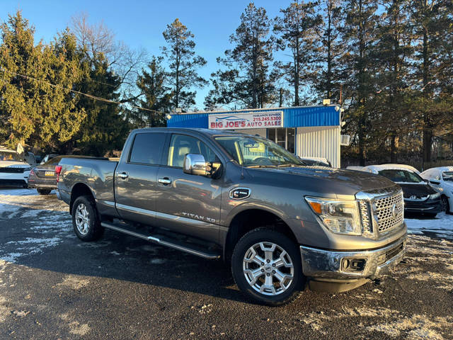 2016 Nissan Titan XD SL 4WD photo