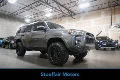2016 Toyota 4Runner SR5 Premium 4WD photo