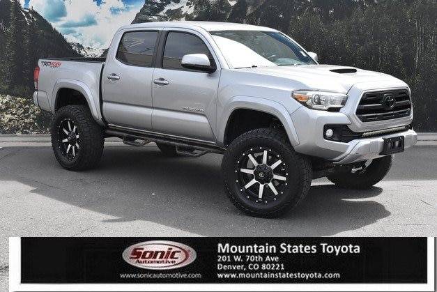 2016 Toyota Tacoma TRD Sport 4WD photo